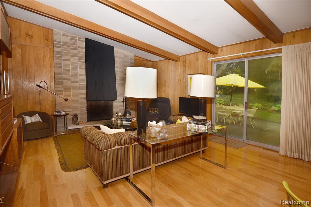 5550 Raven Road Bloomfield Hills, MI 48301 - Photo 11 of 39 Gallery Image 11