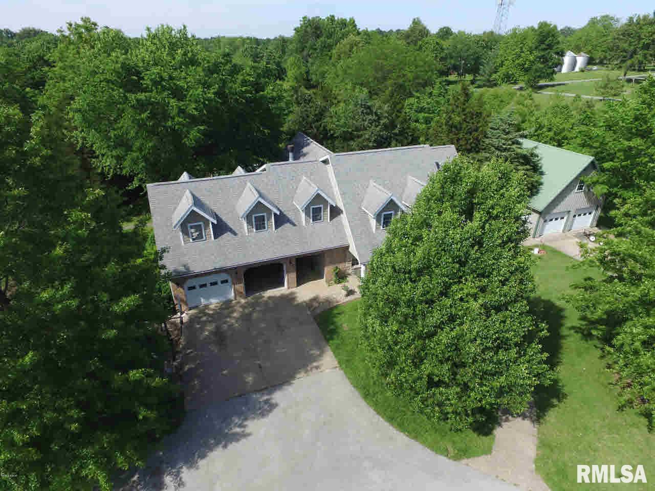 12352 South Park Road Benton, IL 62812 - Photo 6 of 57 Gallery Image 6