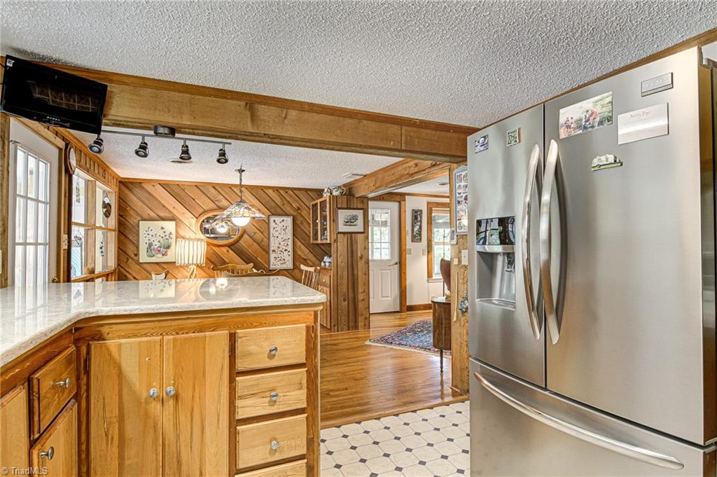 6255 Lake Front Road Greensboro, NC 27406 - Photo 14 of 47 Gallery Image 14