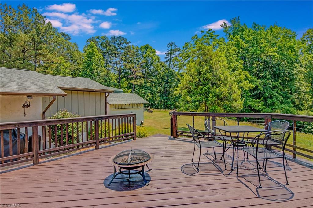 6255 Lake Front Road Greensboro, NC 27406 - Photo 30 of 47 Gallery Image 30