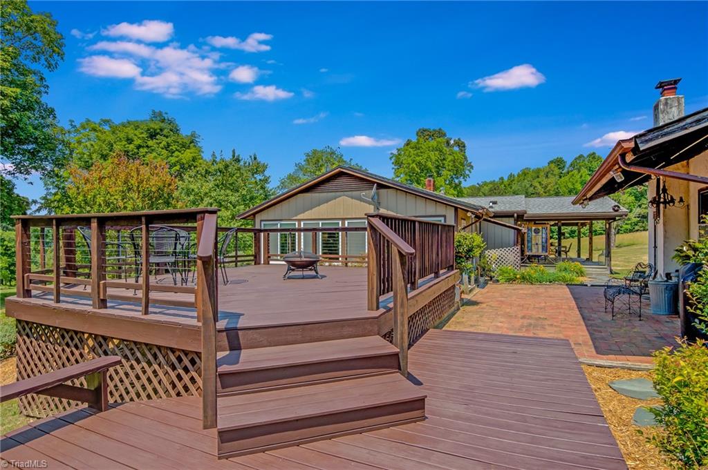 6255 Lake Front Road Greensboro, NC 27406 - Photo 31 of 47 Gallery Image 31
