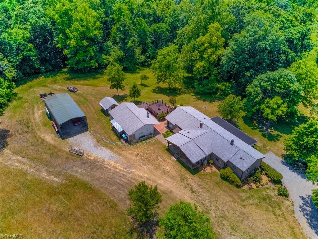 6255 Lake Front Road Greensboro, NC 27406 - Photo 41 of 47 Gallery Image 41