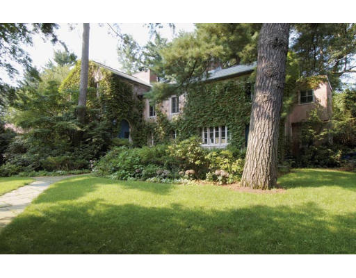 72 Pine Road Brookline, MA 02467 - Photo 1 of 2 Gallery Image 1