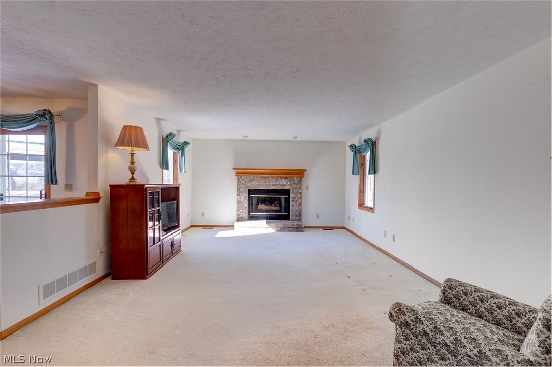 18378 Chillicothe Road Bainbridge, OH 44023 - Photo 4 of 34