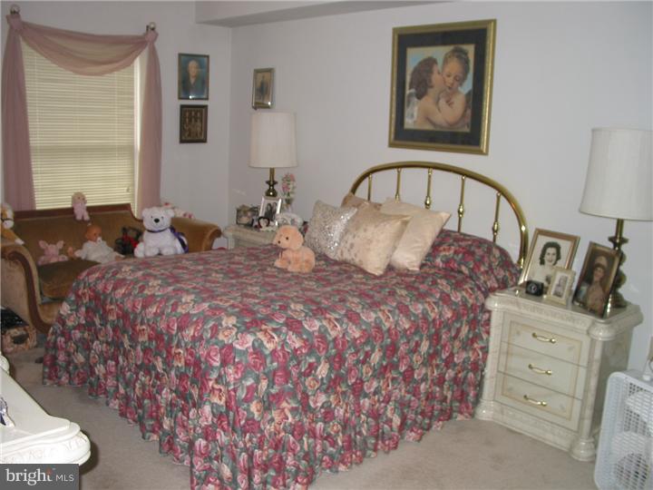 511 Brandon Road Jeffersonville, PA 19403 - Photo 8 of 13 Bedroom - Main