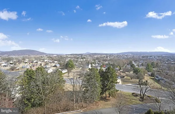 $1,695 | 1375 Pershing Boulevard, Unit 601, Reading, PA 19607