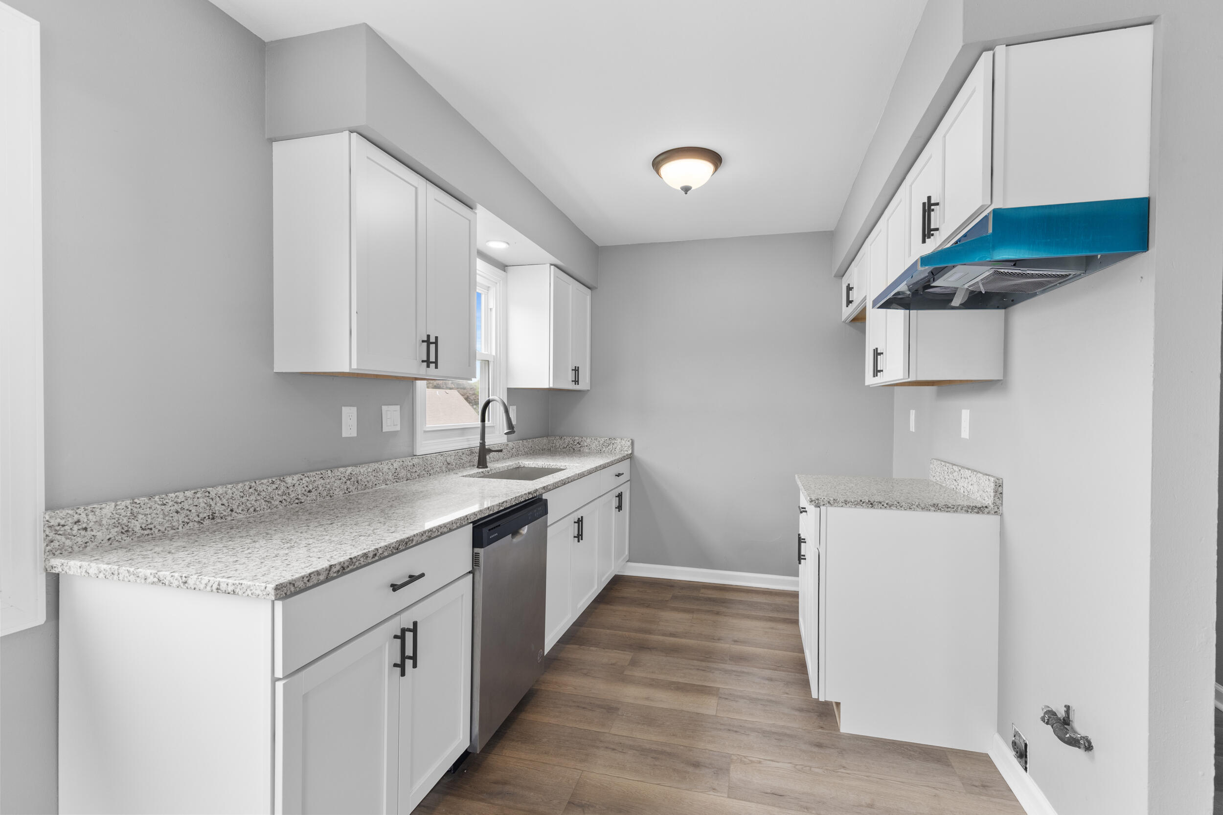 116 South 76th Street, Unit 118 Milwaukee, WI 53214 - Photo 14 of 37 Kitchen