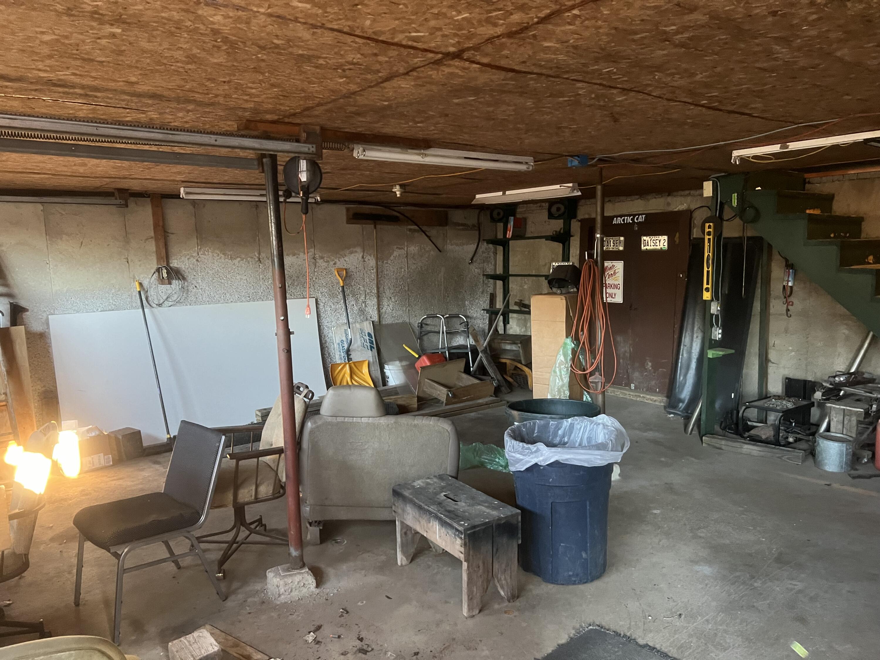 23 Hillcrest Avenue Millinocket, ME 04462 - Photo 24 of 31 Garage