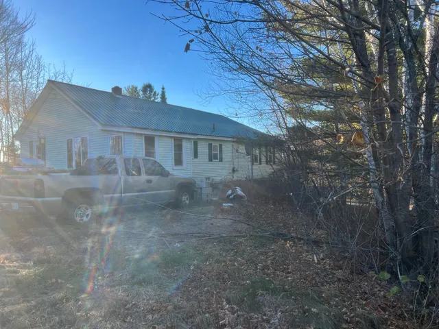$115,000 | 23 Hillcrest Avenue, Millinocket, ME 04462