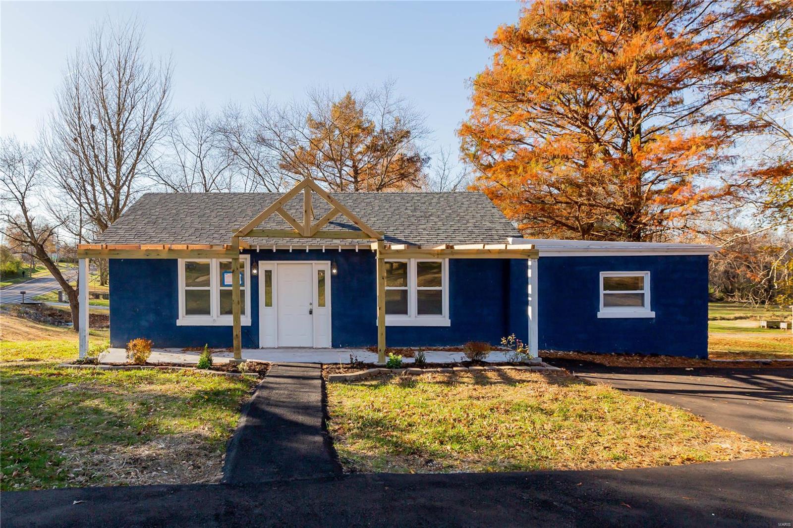 1631 Parker Road St. Louis, MO 63138 - Photo 1 of 23 Gallery Image 1