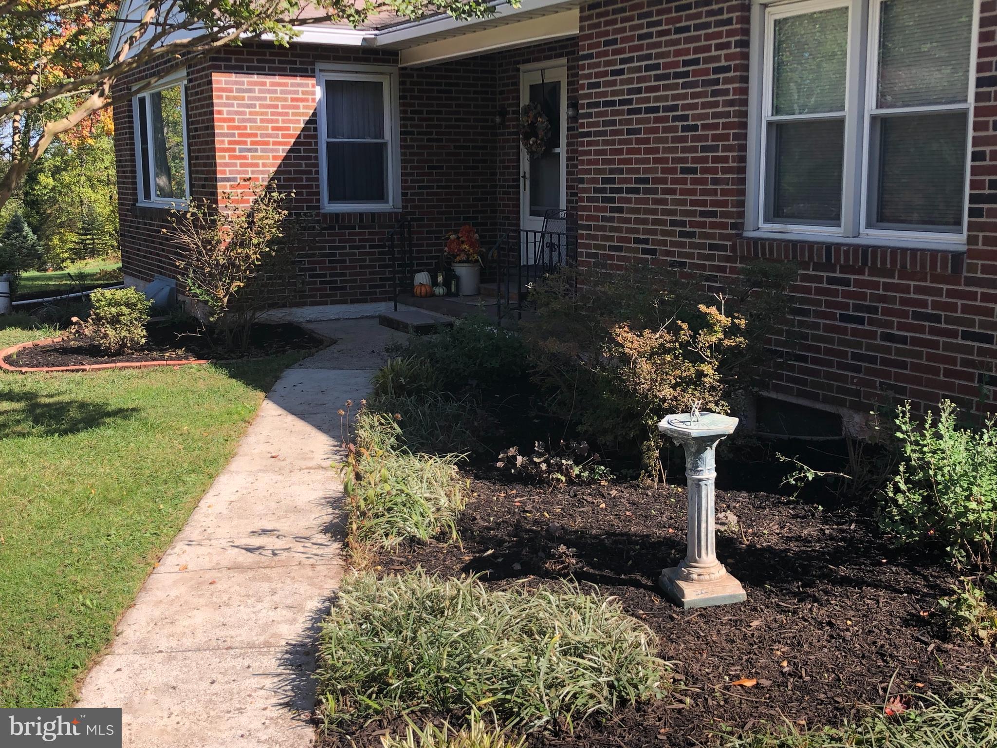110 Midway Road Phoenixville, PA 19460 - Photo 6 of 44 Walkway to Front Porch