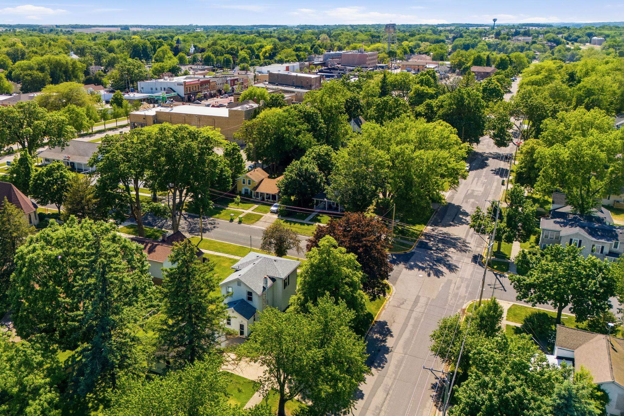 121 North 5th Street Delavan, WI 53115 - Photo 37 of 42