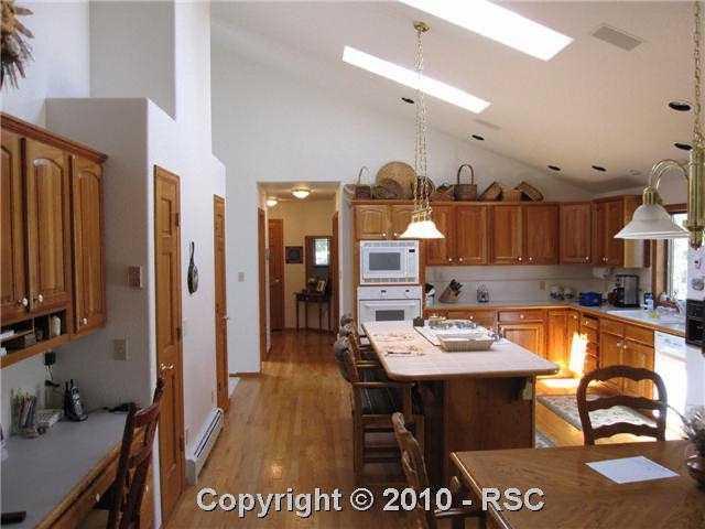 12035 Windmill Road Colorado Springs, CO 80908 - Photo 4 of 16