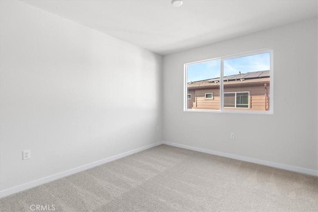 9516 Hannah Way Riverside, CA 92503 - Photo 10 of 19