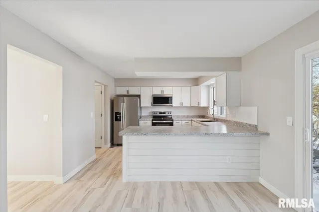 $240,000 | 3750 Eastwood Court, Bettendorf, IA 52722