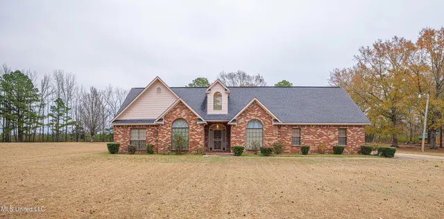 $350,000 | 259 East Cobbville Drive, Canton, MS 39046