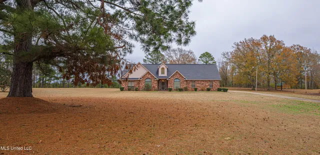 $350,000 | 259 East Cobbville Drive, Canton, MS 39046