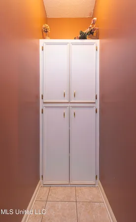 $350,000 | 259 East Cobbville Drive, Canton, MS 39046