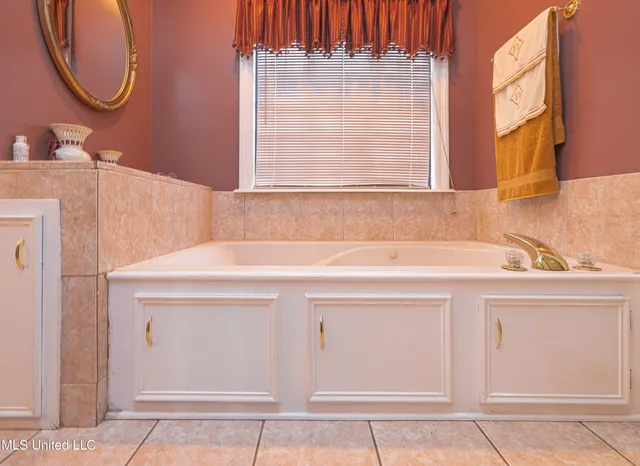 $350,000 | 259 East Cobbville Drive, Canton, MS 39046