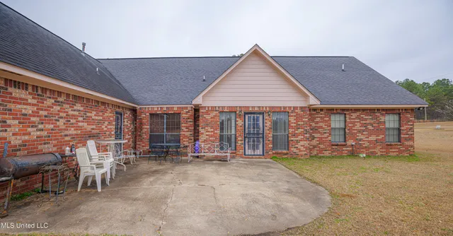 $350,000 | 259 East Cobbville Drive, Canton, MS 39046