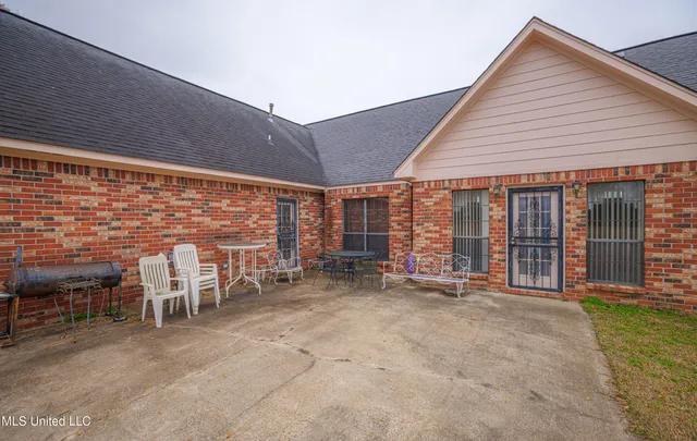 $350,000 | 259 East Cobbville Drive, Canton, MS 39046