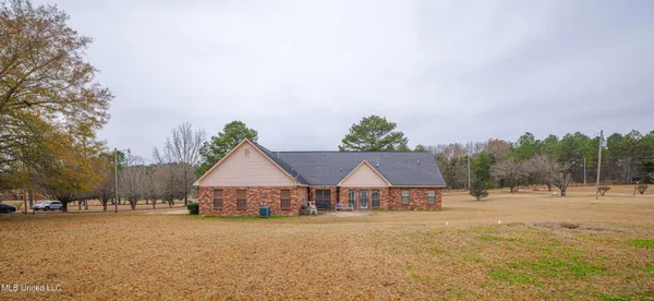 $350,000 | 259 East Cobbville Drive, Canton, MS 39046