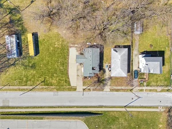 $1 | 3120 Highland Avenue, Kansas City, MO 64109