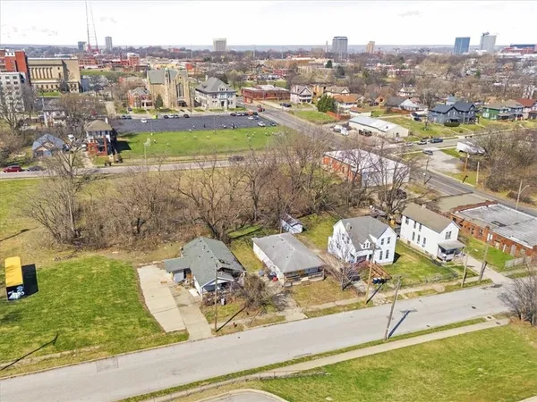 $1 | 3120 Highland Avenue, Kansas City, MO 64109