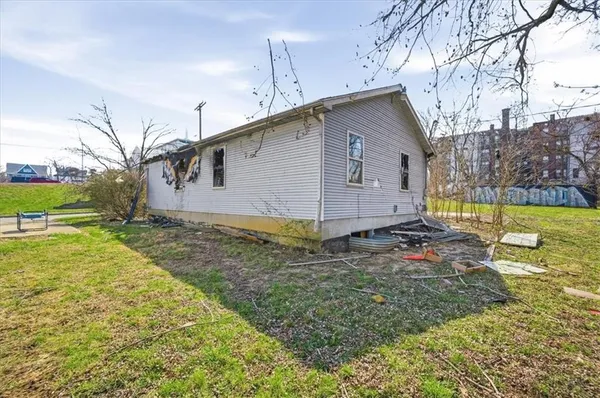 $1 | 3120 Highland Avenue, Kansas City, MO 64109