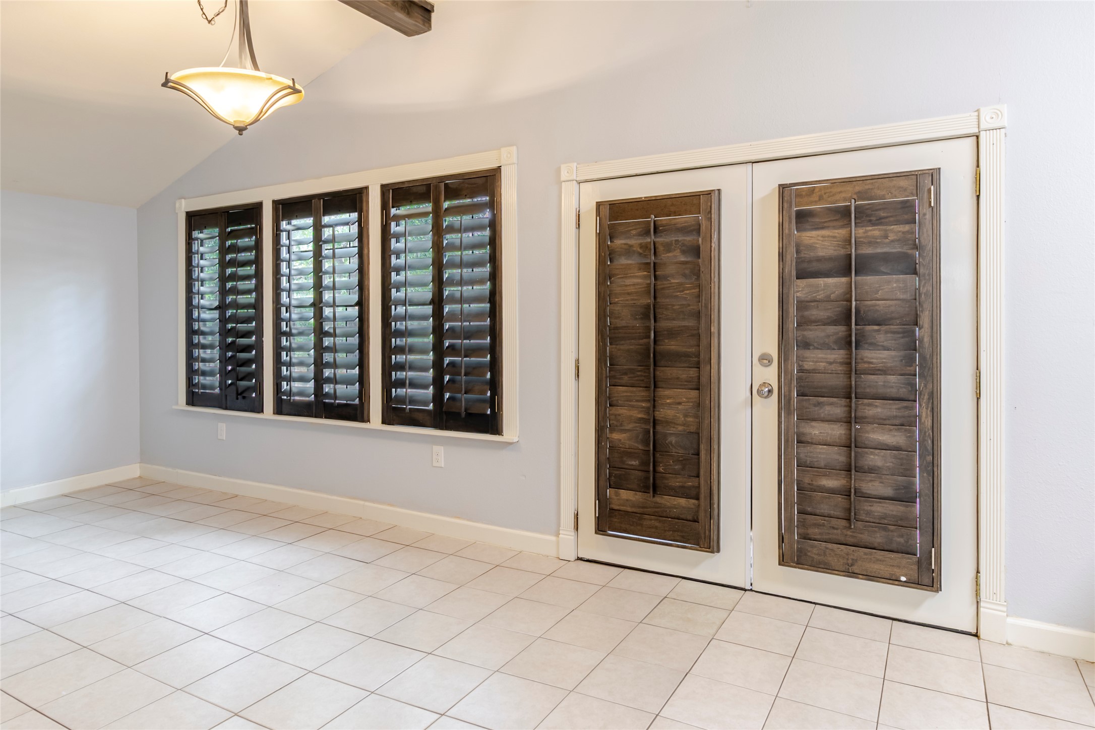 4459 Pettytown Road Dale, TX 78616 - Photo 24 of 30 a view of an empty room with window