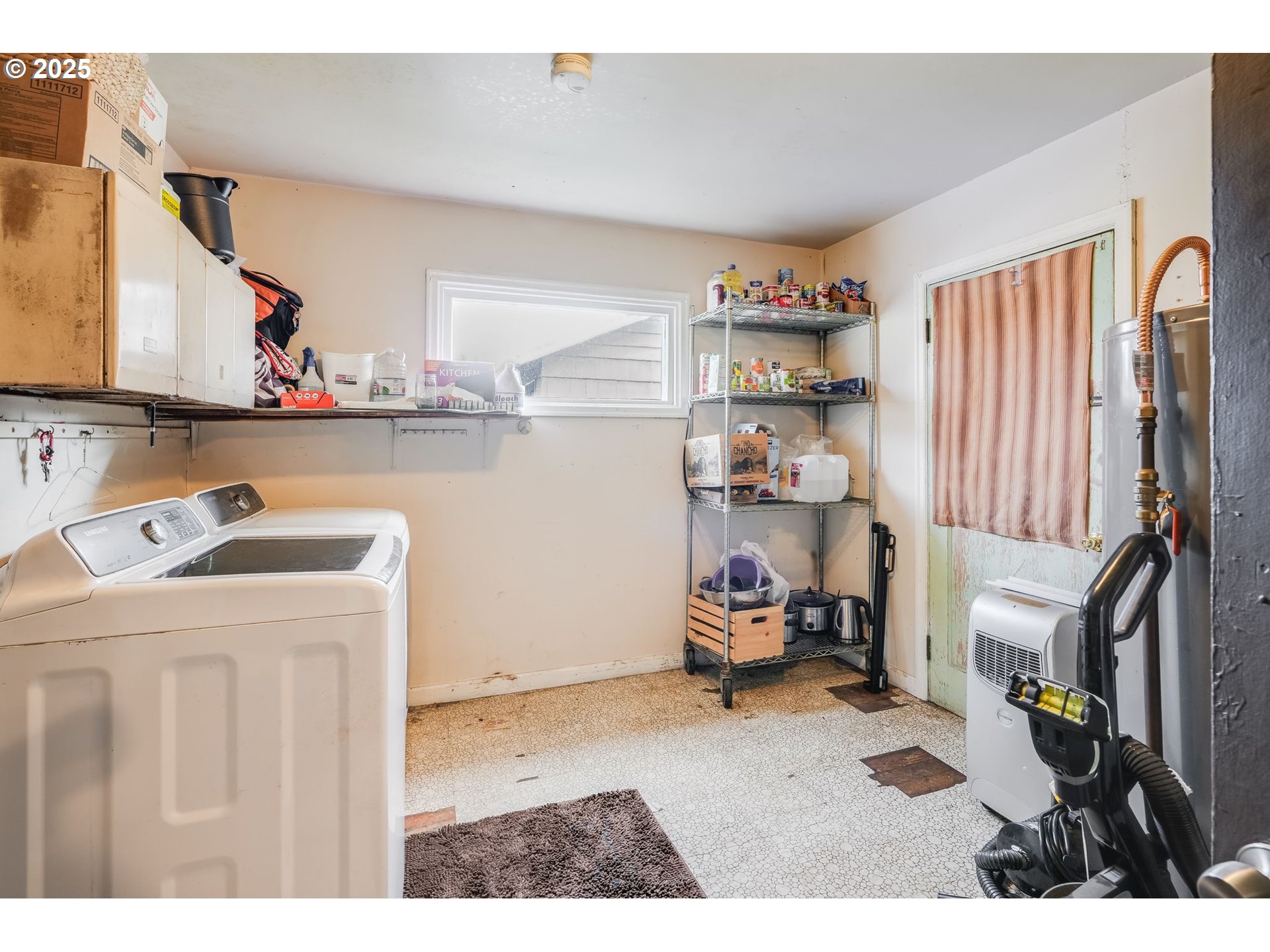 12413 Southeast Mill Street Portland, OR 97233 - Photo 19 of 34