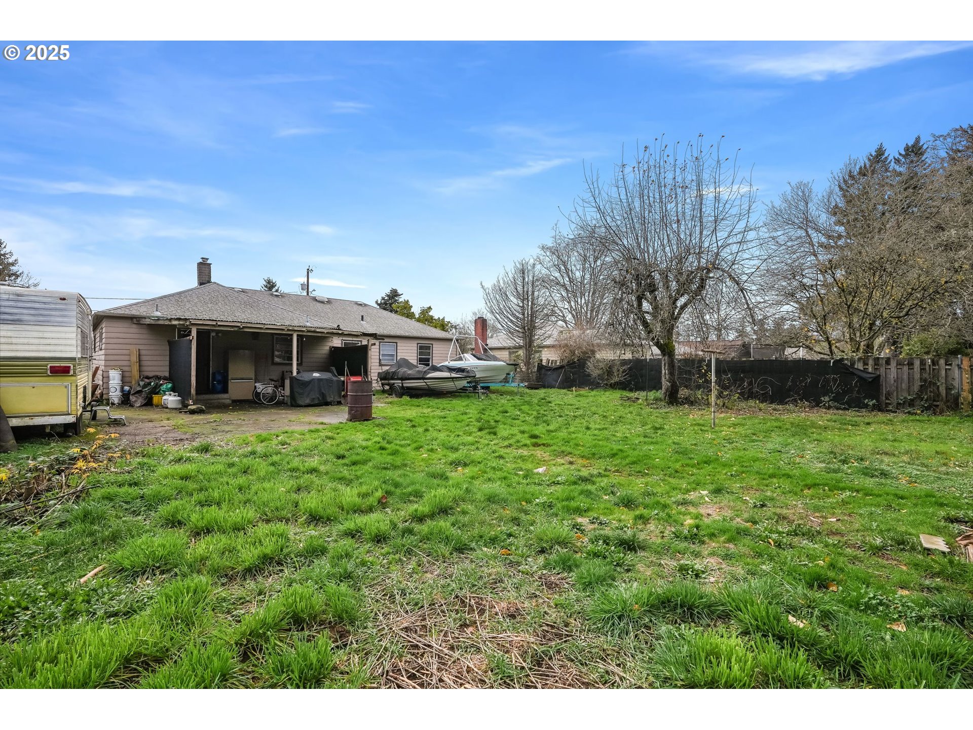 12413 Southeast Mill Street Portland, OR 97233 - Photo 26 of 34