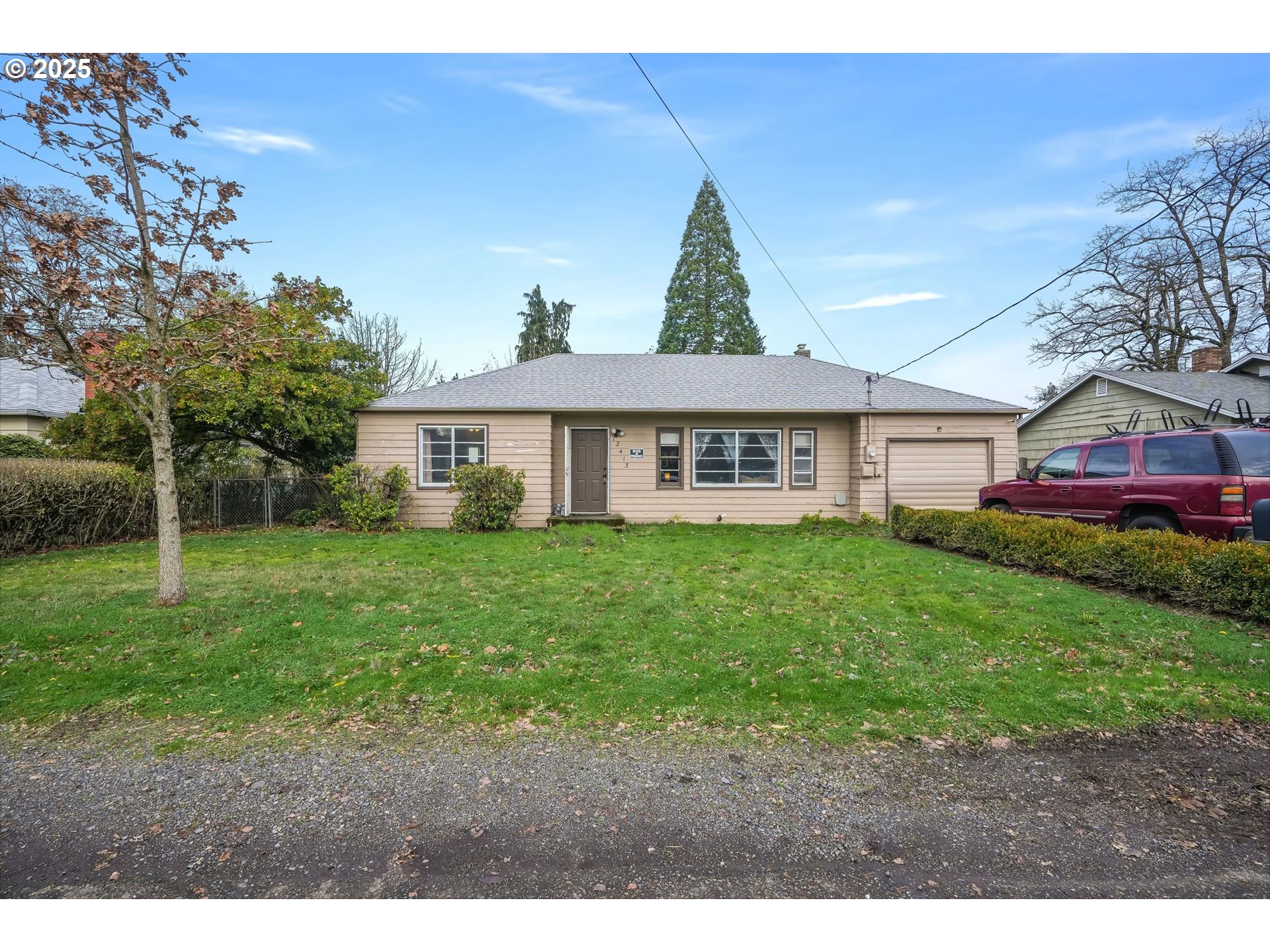 12413 Southeast Mill Street Portland, OR 97233 - Photo 28 of 34