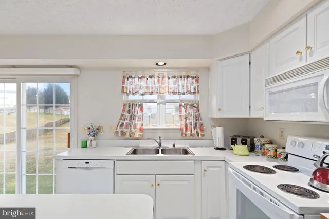 $400,000 | 304 Watertons Way, Joppa, MD 21085