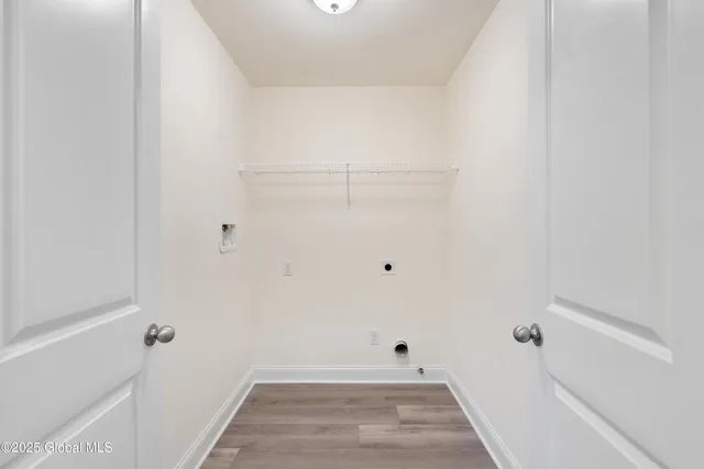 $370,000 | 134 Carriage Boulevard, Rotterdam, NY 12306