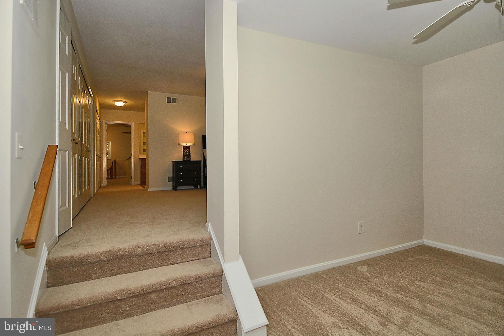 11822 Riders Lane Reston, VA 20191 - Photo 12 of 29 Bedroom (Master)