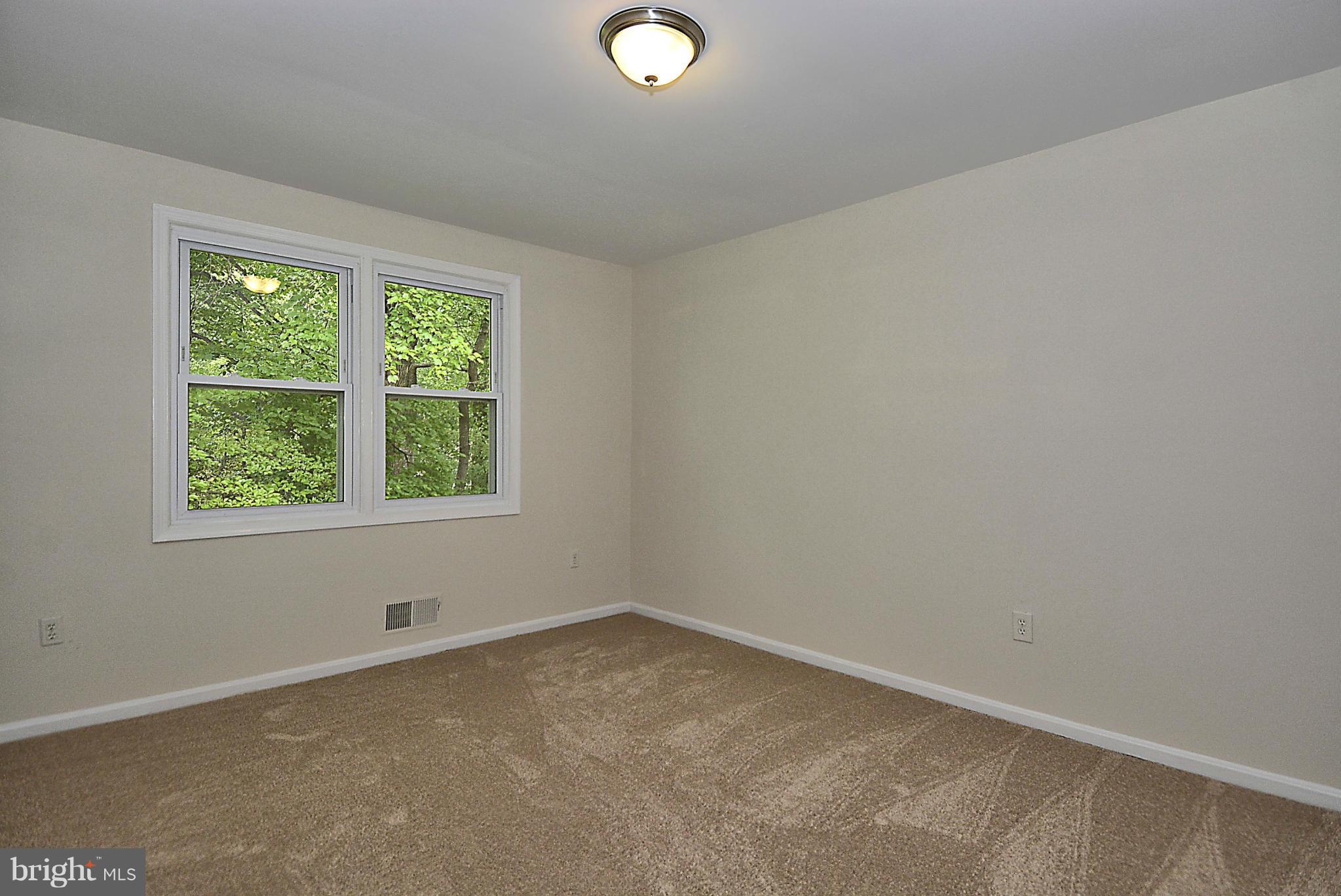11822 Riders Lane Reston, VA 20191 - Photo 15 of 29 Bedroom