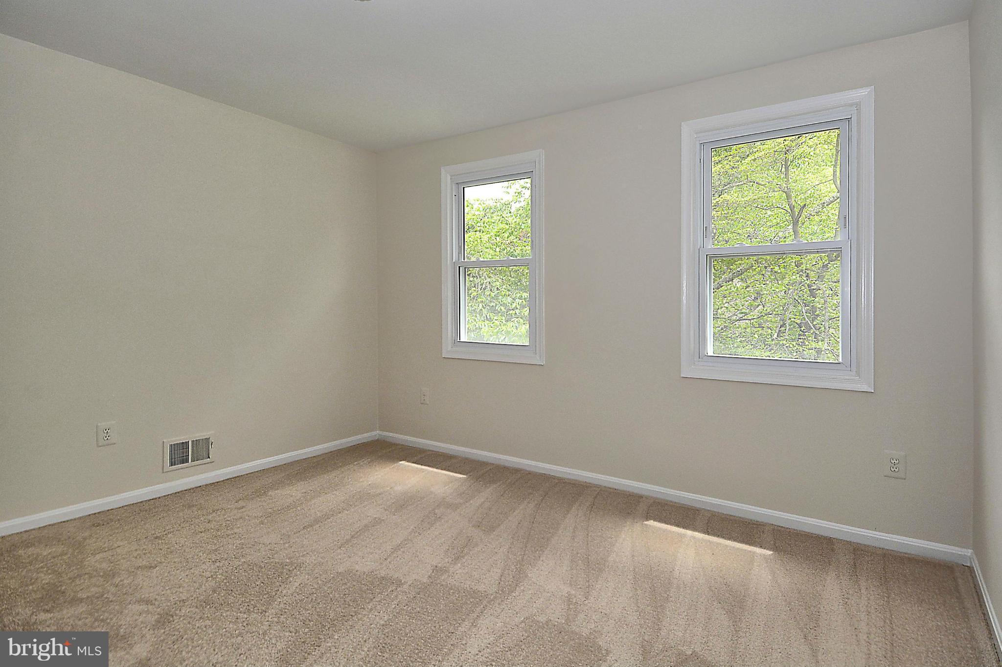 11822 Riders Lane Reston, VA 20191 - Photo 16 of 29 Bedroom