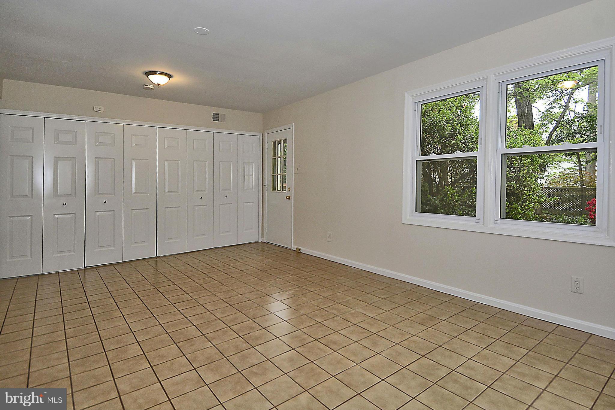 11822 Riders Lane Reston, VA 20191 - Photo 21 of 29 Interior (General)