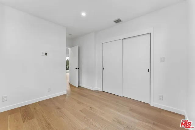 $10,000 | 8833 Ashcroft Avenue, West Hollywood, CA 90048