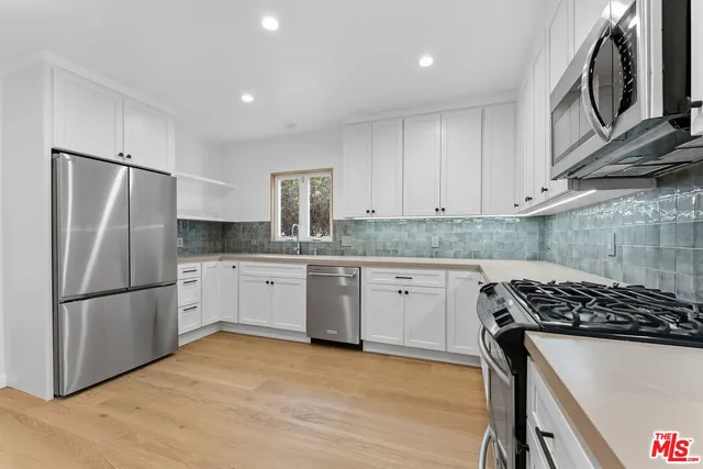 $10,000 | 8833 Ashcroft Avenue, West Hollywood, CA 90048