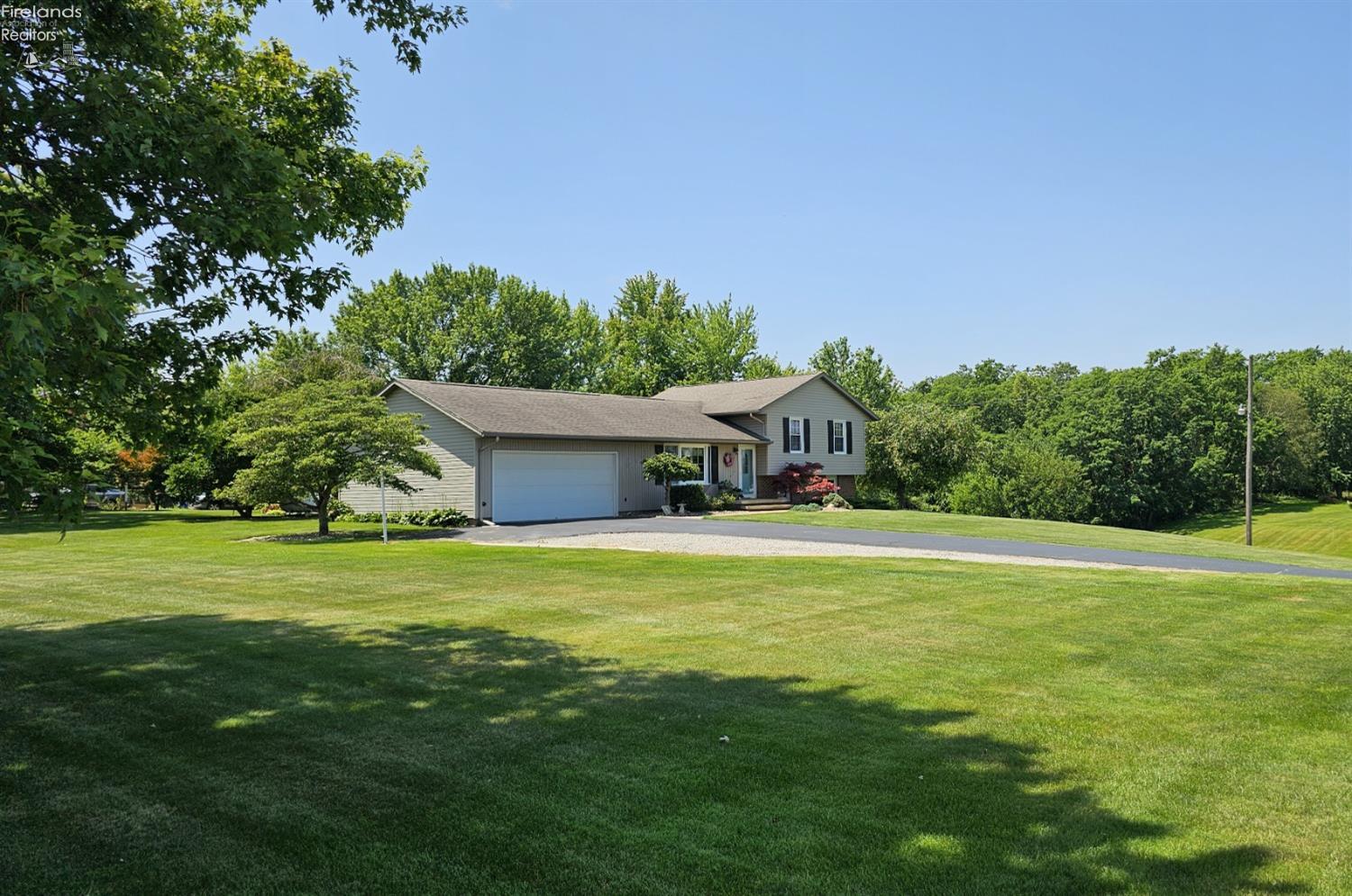 1367 Snyder Road Norwalk, OH 44857 - Photo 4 of 59 Gallery Image 4