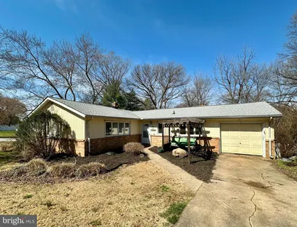 $379,900 | 28 Worral Court, Newark, DE 19711