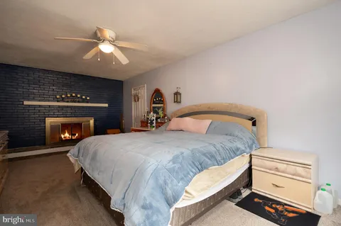 $379,900 | 28 Worral Court, Newark, DE 19711