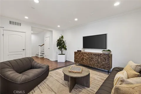 $1,999,999 | 818 North Juanita Avenue, Unit B, Redondo Beach, CA 90277