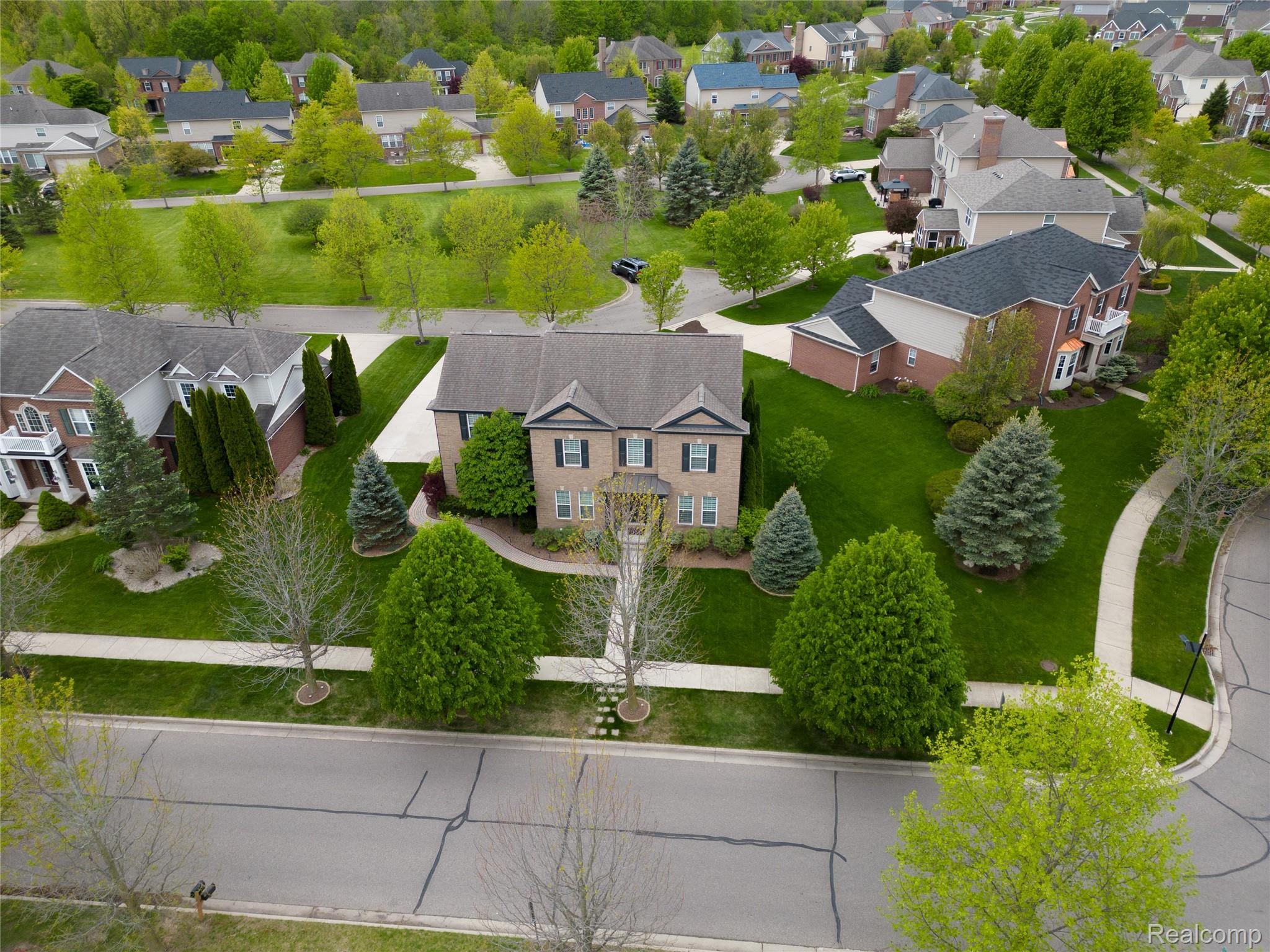 50411 Lansdowne Road Canton, MI 48188 - Photo 68 of 75 Aerial perspective of suburban area