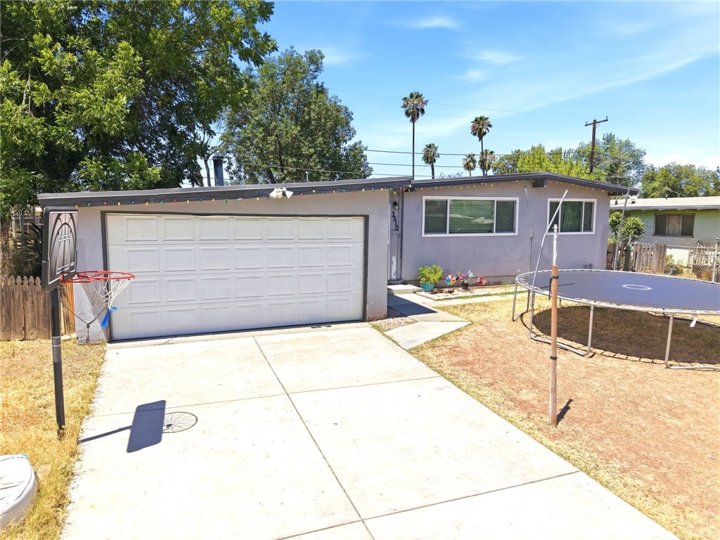 3510 McKenzie Street Riverside, CA 92503 - Photo 3 of 43