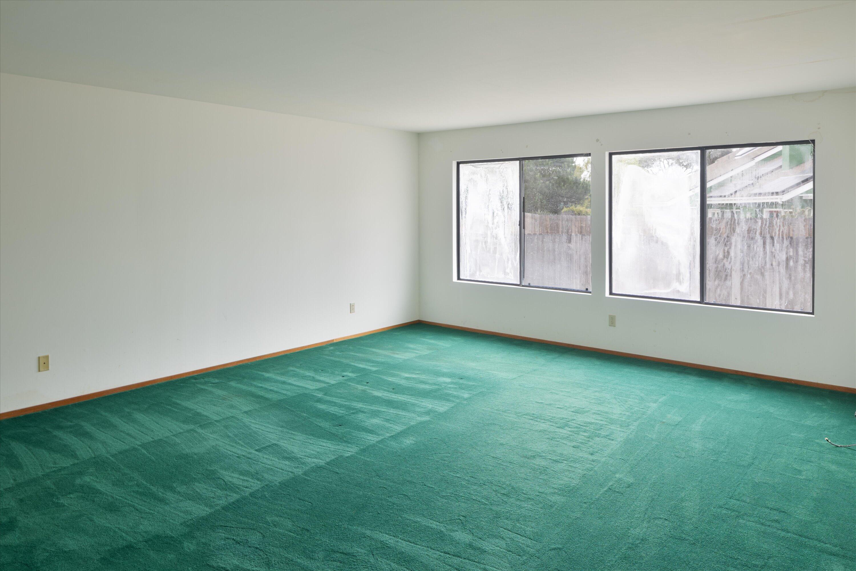 970 Onstott Road Lompoc, CA 93436 - Photo 26 of 38 an empty room with a window