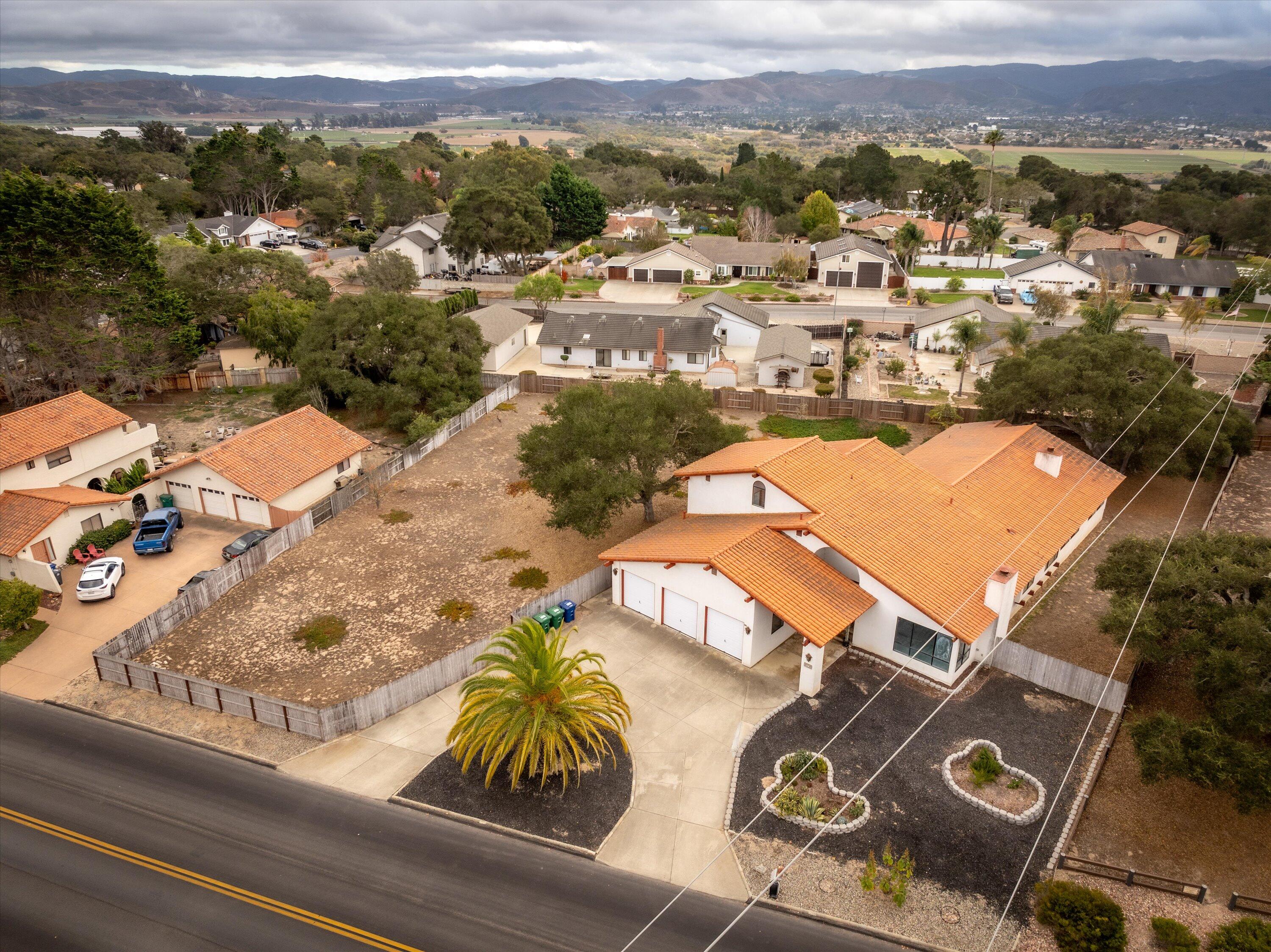 970 Onstott Road Lompoc, CA 93436 - Photo 33 of 38 an aerial view of residential houses with outdoor space