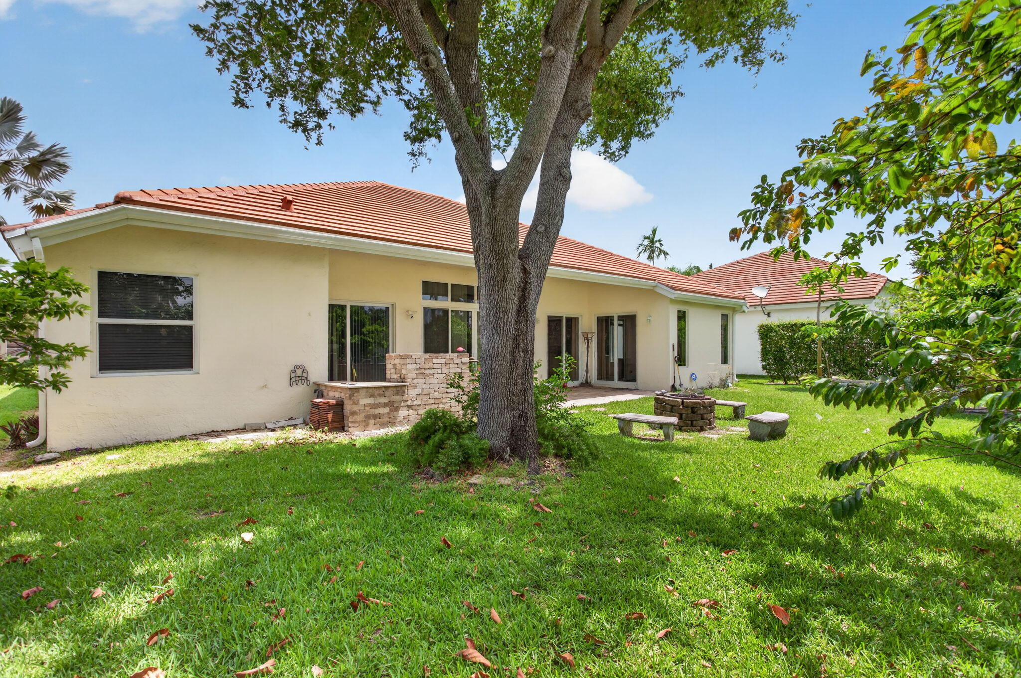 10027 Umberland Place Boca Raton, FL 33428 - Photo 4 of 39 4-web-or-mls-10027-7848